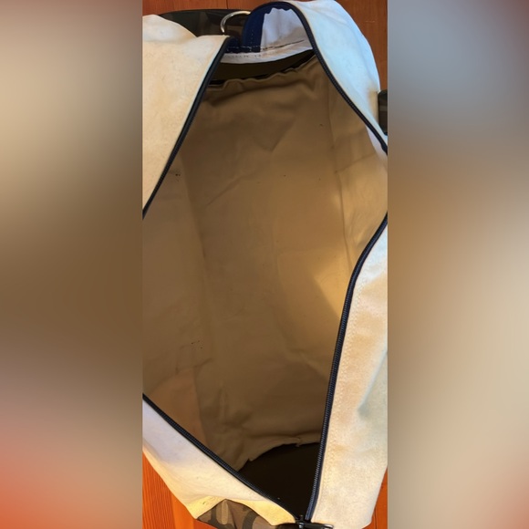 vineyard vines camo weekender bag - Picture 3 of 7